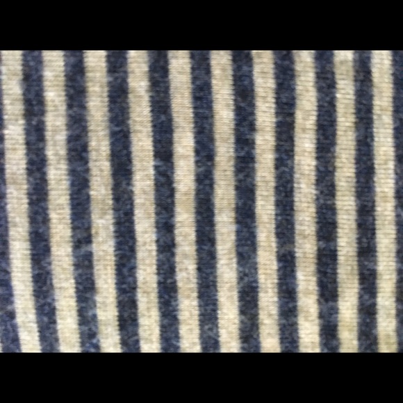 Max Studio Tank - Picture 5 of 5